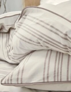 Linge De Lit Eugénie Rayures Tissés Teints - Coton 9 Linge De Lit Eugénie Rayures Tissés Teints - Coton -Maison Douceur Promos Magasin 100104 C01 zoomx vue5