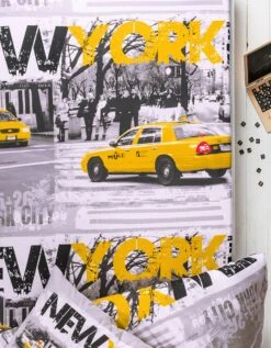 Linge De Lit Enfant Drive - Polycoton Imprimé Taxis New-yorkais 10 Linge De Lit Enfant Drive - Polycoton Imprimé Taxis New-yorkais -Maison Douceur Promos Magasin 100961 C01 zoomx vue4