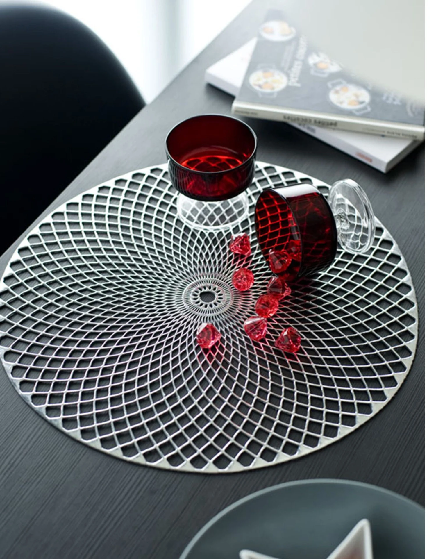 Set De Table Rond Feuillage Argenté - Lot De 4 1 Set De Table Rond Feuillage Argenté - Lot De 4