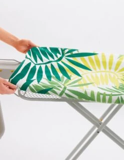 Housse Repassage Bi-extensible Thème Tropiques -Maison Douceur Promos Magasin 210054 C01 zoomx vue3
