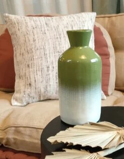 Vase En Céramique Bicolore - Hauteur 18 Cm 5 Vase En Céramique Bicolore - Hauteur 18 Cm -Maison Douceur Promos Magasin 236503 C01 zoomx vue3