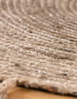 Tapis Rond En Jute Avec Fil Scintillant Et Pompons -Maison Douceur Promos Magasin 291004 C01 zoomx vue3