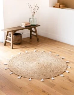 Tapis Rond En Jute Avec Pompons De Couleur