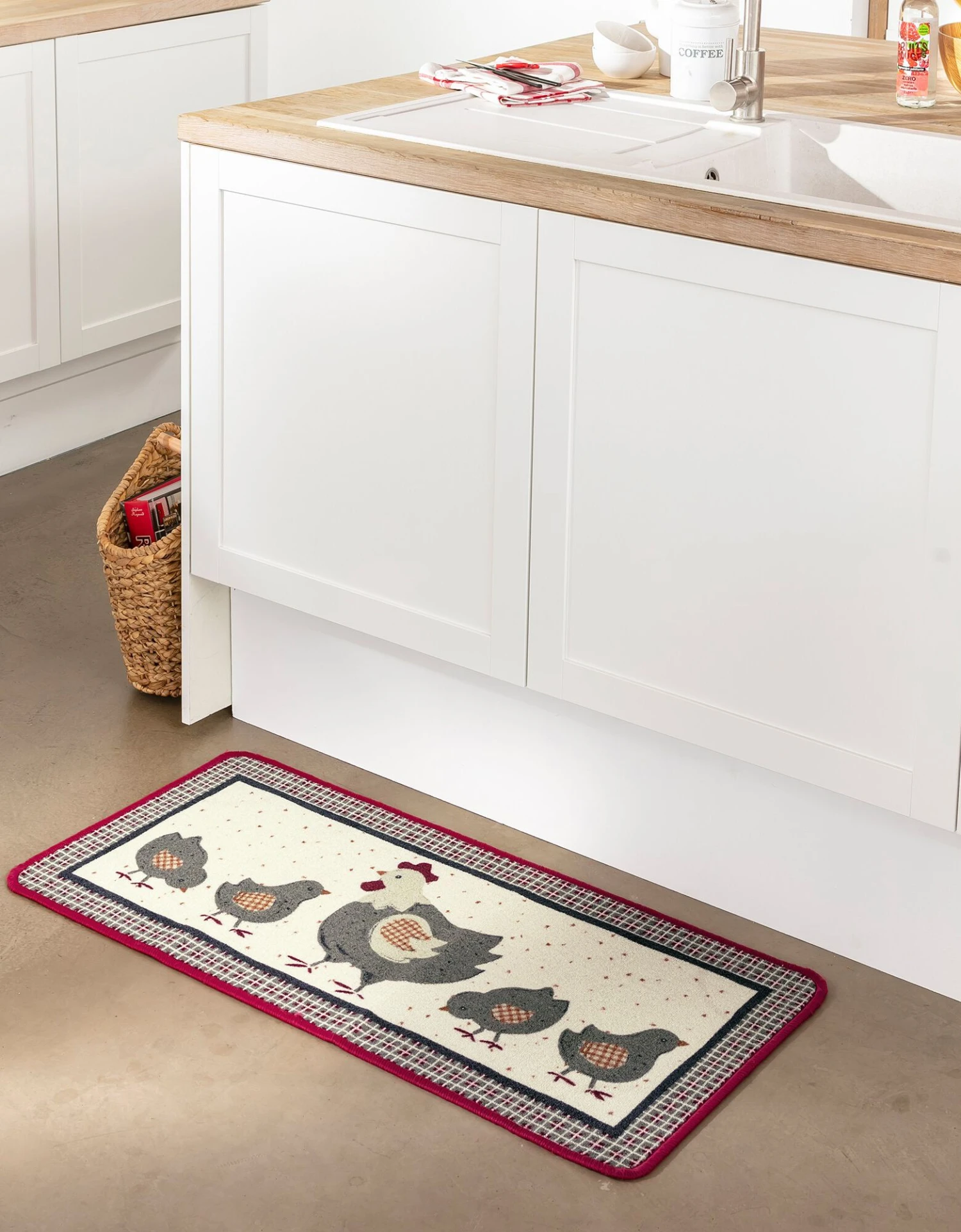 Tapis Cuisine Motif Cocotte Et Ses Poussins 2 Tapis Cuisine Motif Cocotte Et Ses Poussins – Image 2