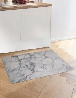 Tapis Vinyle Effet Marbre Blanc -Maison Douceur Promos Magasin 291111 C01 zoomx vue5