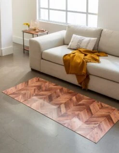 Tapis Vinyle Effet Parquet Chevrons -Maison Douceur Promos Magasin 291200 C01 zoomx vue4