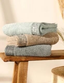 Serviette éponge Liteau Jacquard Quadrillé