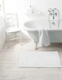 Tapis De Bain éponge Liteau Motif Frise Grecque