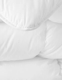 DODO Couette Quallofil Air® 350g/m2 -Maison Douceur Promos Magasin 320002 C01 zoom detailRFP