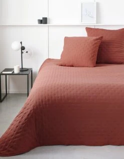 Ensemble Couvre-lit Uni Matelassé Reliefé