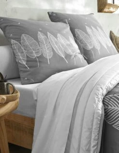 Couvre-lit Matelassé Microfibre Imprimé Feuilles -Maison Douceur Promos Magasin 322701 C01 zoomx vue3