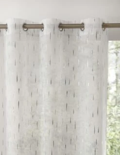 Panneau Voile Motif Gouttelettes Argentées Finition Oeillets -Maison Douceur Promos Magasin 323011 C02 zoomx vue4