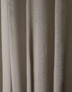 Panneau Voile Uni Finition œillets -Maison Douceur Promos Magasin 323585 C05 zoomx vue4