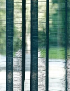 Panneau Voile Fines Rayures -Maison Douceur Promos Magasin 323594 C03 zoomx vue4