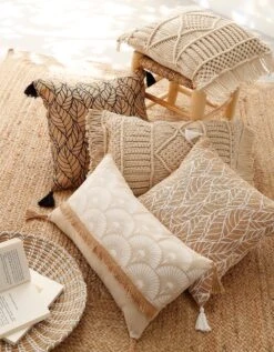Coussin En Jute -Maison Douceur Promos Magasin 327489 C01 zoomx vue3