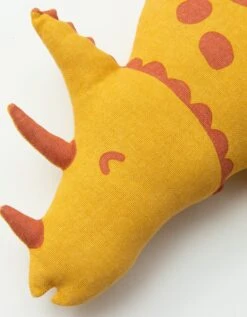 Coussin Garni Enfant Dinosaure "tricératops" -Maison Douceur Promos Magasin 327495 C01 zoomx vue3