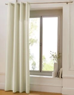 Rideau Oeillets Bachette Tamisant Uni