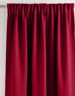 Rideau Occultant Uni Satiné Finition Galon Fronceur